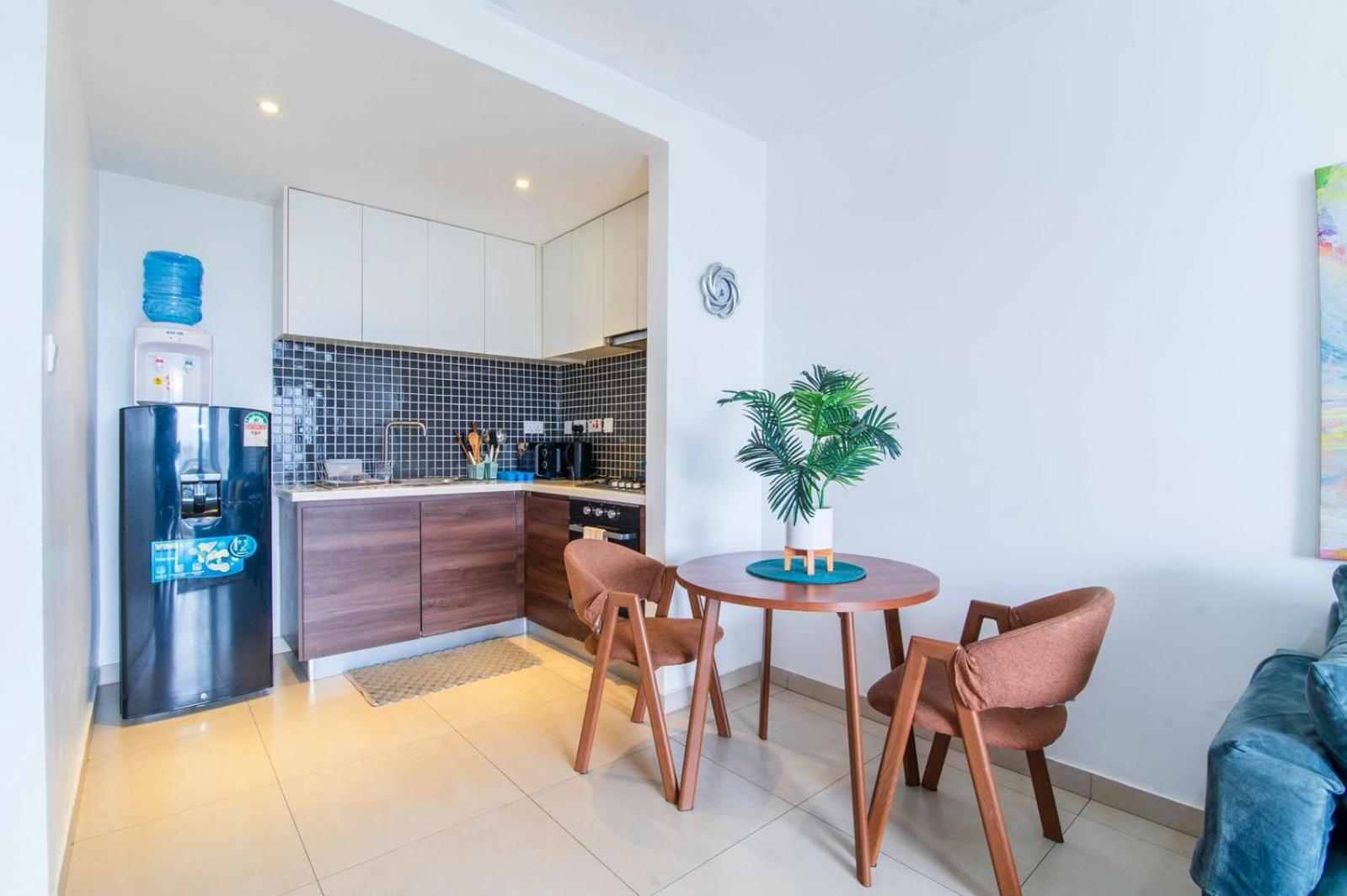 Astoria Apartments Ναϊρόμπι Εξωτερικό φωτογραφία