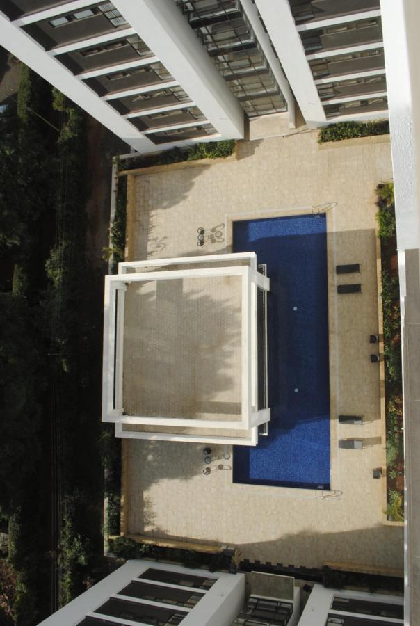 Astoria Apartments Ναϊρόμπι Εξωτερικό φωτογραφία